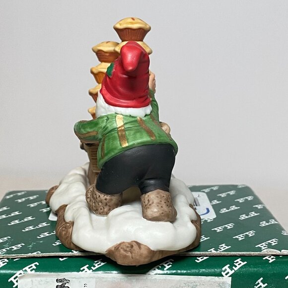 Fitz & Floyd Holiday Hamlet Mr. Winterberry, the Pie Vendor 19-793 Enchanted For - Picture 3 of 8